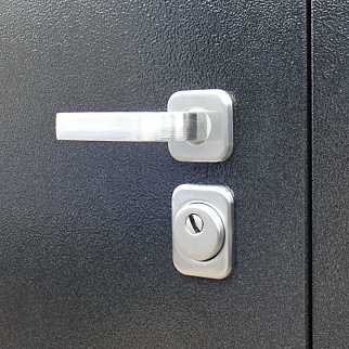 Дверь входная Техно Бетон с зеркалом, букле графит/бетон светлый