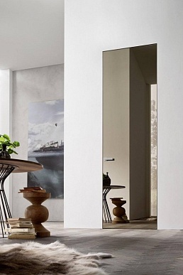 Скрытая дверь с зеркалом Elen ALU, с алюминиевой кромкой, открывание на себя